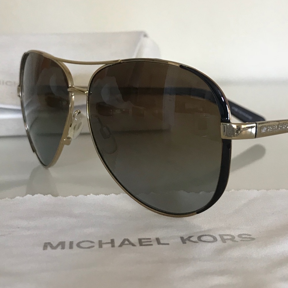 Micheal Kors Aviators Polarized  ⭐️✨